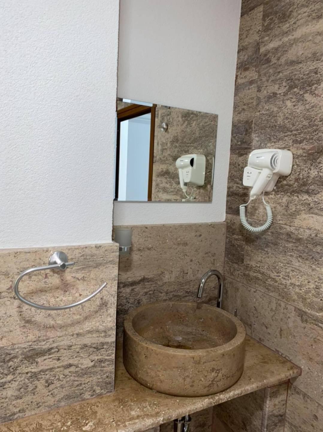 D Villa Mineralni Bani Esterno foto